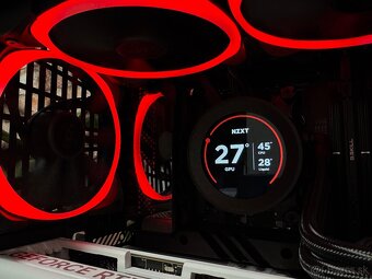 Ryzen 9 9900X3D\96GB\RTX 4090\SSD\1200W Zdroj - 15