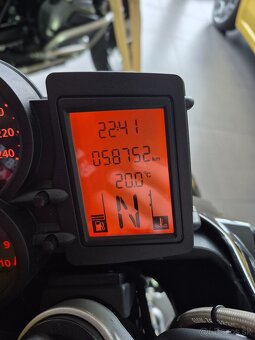 BMW R1200R Akrapovič ESA - 15