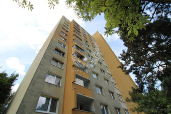 VEĽKÝ, ZREKONŠTRUOVANÝ 1I BYT AJ SO ZARIADENÍM V DÚBRAVKE - 15