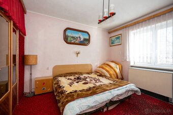 Rod. dom s mega miestnosťou (bar, krb, posedenie), Pohorelá - 15