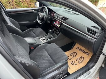 Škoda Superb Combi 2.0 TSI 200kW Sportline 4x4 DSG - 15