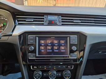 Volkswagen Passat Variant 2.0 TDI BMT Business Comfortline D - 15