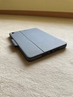 iPad 8. generácie (32GB, WiFi) + Klávesnica Logitech Combo - 15