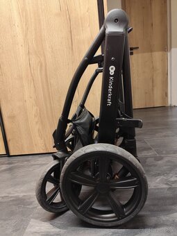 Kočík Kinderkraft + autosedačka + fusak a rukavice - 15