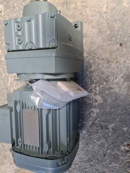 Predám rôzne prevodovky s el.motorom - 15