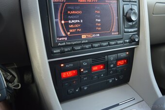 AUDI A4 3,0TDI 171kW QUATTRO M6 266146km - 15