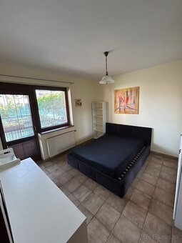 NA PRENÁJOM : Veľký 3 izbový byt na Františkánskej - 15