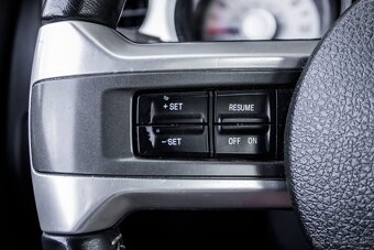 Ford Mustang 4.0L V6 - 15