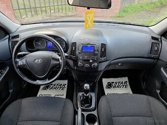 Hyundai i30 1.6 CRDi Facelift mod. 2011 Nová STK SK ŠPZ - 15
