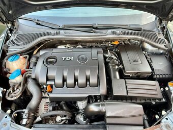 Škoda Octavia Combi Laurin&Klement II - 2.0TDi 103Kw 140Ps. - 15