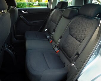 ŠKODA YETI 2.0 TDI 4x4 125kW - EXPERIENCE -XENON, ŤAŽNE - 15
