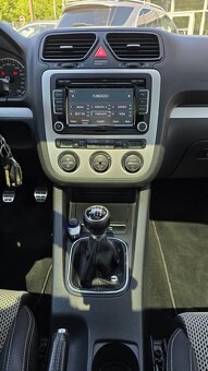 Volkswagen Scirocco 2.0 TSI - 15