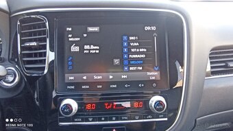 Mitsubishi Outlander   2,0  MIVEC  4WD    CVT  SPIRIT - 15