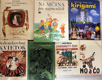 DETSKÉ RÔZNE KNIHY A LEPORELÁ - 15