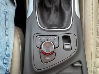 OPEL INSIGNIA SPORT 2.0 CDTI 118KW M6 - 15