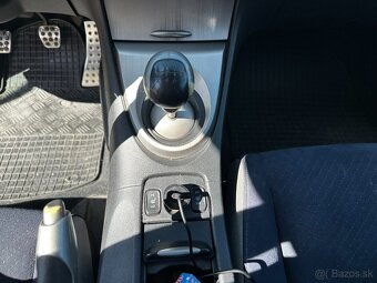 Honda Civic 2.2 CDTi - 15
