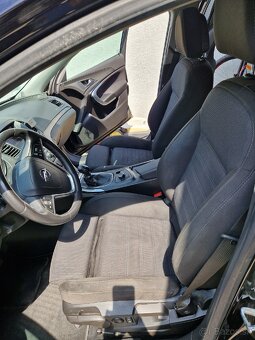 Opel Insignia ST - 15