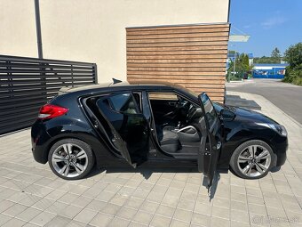 Hyundai Veloster 1.6 GDI Extreme - 15