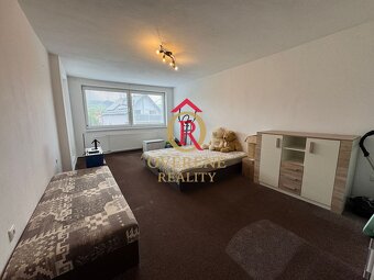 NA PREDAJ : Luxusný, kompletne zariadený rodinný dom – Ivach - 15