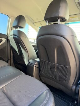 Hyundai i30 CW Combi - 15