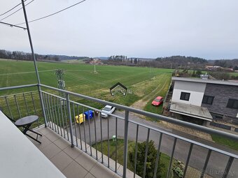 Na prenájom veľký 4i byt s loggiou, balkónom, dvoma pivnicam - 15