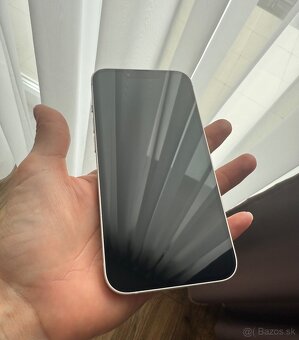 Apple Iphone 13 128GB biely - 15
