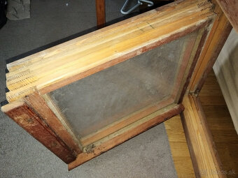 drevené okno pivnica - 15