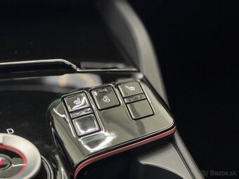 KIA SPORTAGE 1.6 T-GDi HEV – 2023 - 15