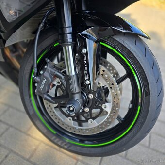 Kawasaki ZX6R čierna 2025 - 2380 km - SC Project - 15