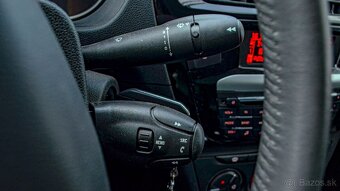 Peugeot 301 1.2 PureTech Allure - 15