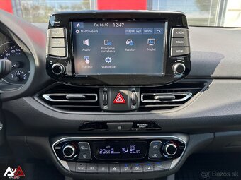 Hyundai i30 CW 1.6 CRDi Family, v Záruke, Pôvodný lak, SR - 15