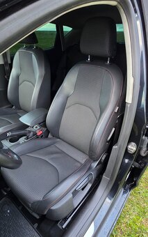 SEAT LEON FR 2.0TDI 110KW Manuál - 15