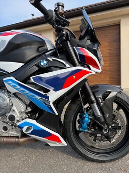 Bmw M1000r - 15