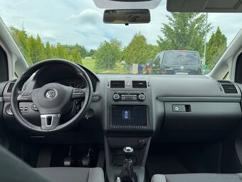 Volkswagen Touran 2011 - 15