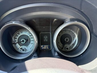 Mitsubishi Pajero IV 3.2 DiD 147kw 2 miestna verzia - 15