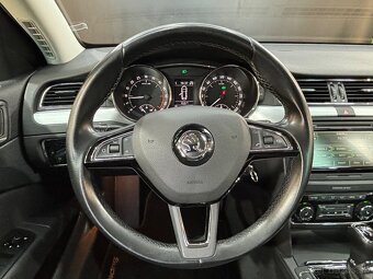 Škoda Superb Combi 2.0 TDI CR Elegance DSG - 15