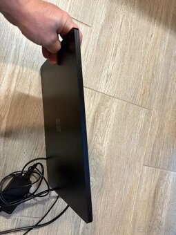 Microsoft Surface Laptop 4 1979 (16GB) (Touchscreen) i7 - 15