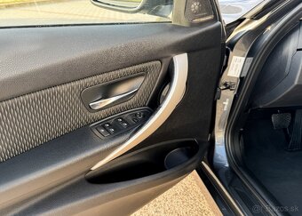 BMW rad 3 318d A/T - 15