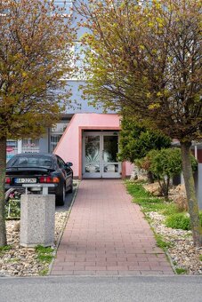 PREDAJ: veľký 3 izbový byt, staršia Novostavba, Nová Rožňavs - 15