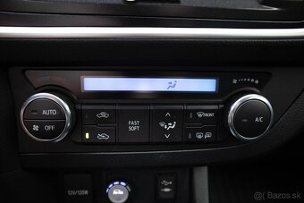 Toyota Auris Touring Sports 1.6 l Valvematic - 15