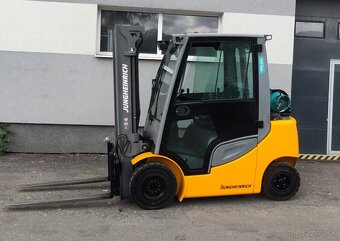 Plynovy vysokozdvižný vozík Jungheinrich TFG 425s - 15