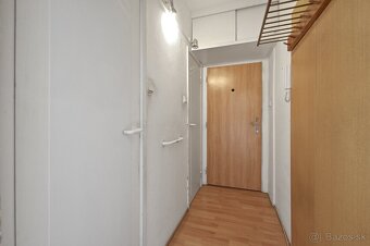 NA PREDAJ 2-IZBOVÝ BYT, PÔVODNÝ STAV, VEĽKÁ LOGGIA, KARLOVKA - 15