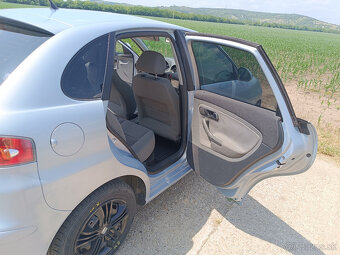 Seat Ibiza 1.4 16V – mestské auto s nízkou spotrebou - 15