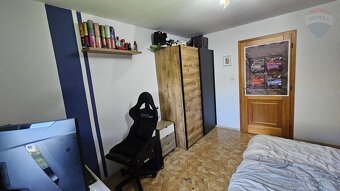 Na predaj 5 izbový rodinný dom s garážou v obci Čeľadice "R - 15