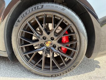 PORSCHE PANAMERA TURBO 4x4, 404KW/549PS - 15