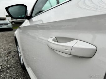 Škoda Superb Combi 2.0 TDI SCR Active DSG - 15
