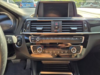BMW 118i Urban Line 100 kW A/T - 15