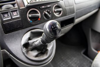 Volkswagen T5 Transporter 2.5 TDI /AJ NA SPLATKY /PROTIÚČET - 15