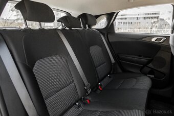 Kia Ceed 1.5 t gdi 118kw 2022 veľký displej - 15