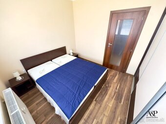 KOMPLETNE REKONŠTRUOVANÝ 3 IZB. BYT S LOGGIOU, 68M2, HOLLÉHO - 15